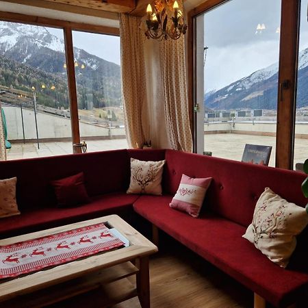 Panorama-Ferienhaus mit Sauna im Stubaital Mieders Bagian luar foto