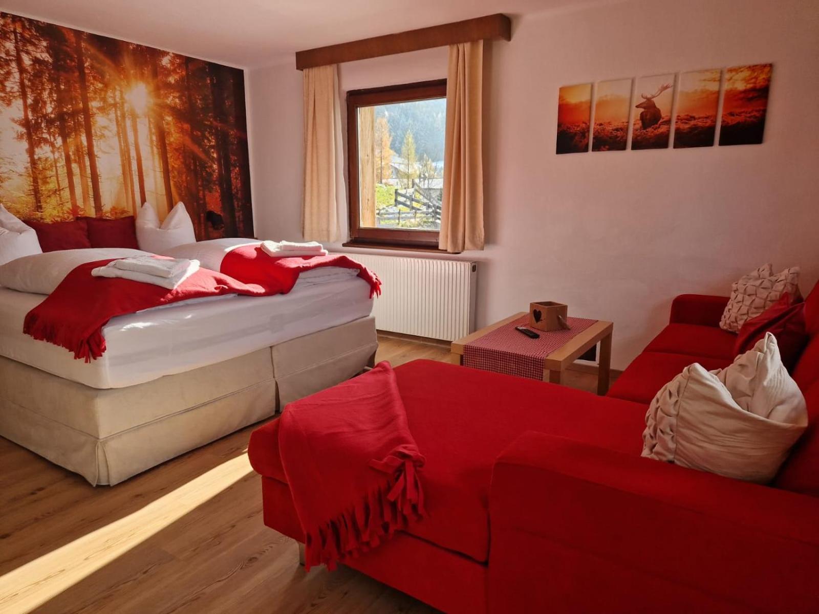 Panorama-Ferienhaus mit Sauna im Stubaital Mieders Bagian luar foto