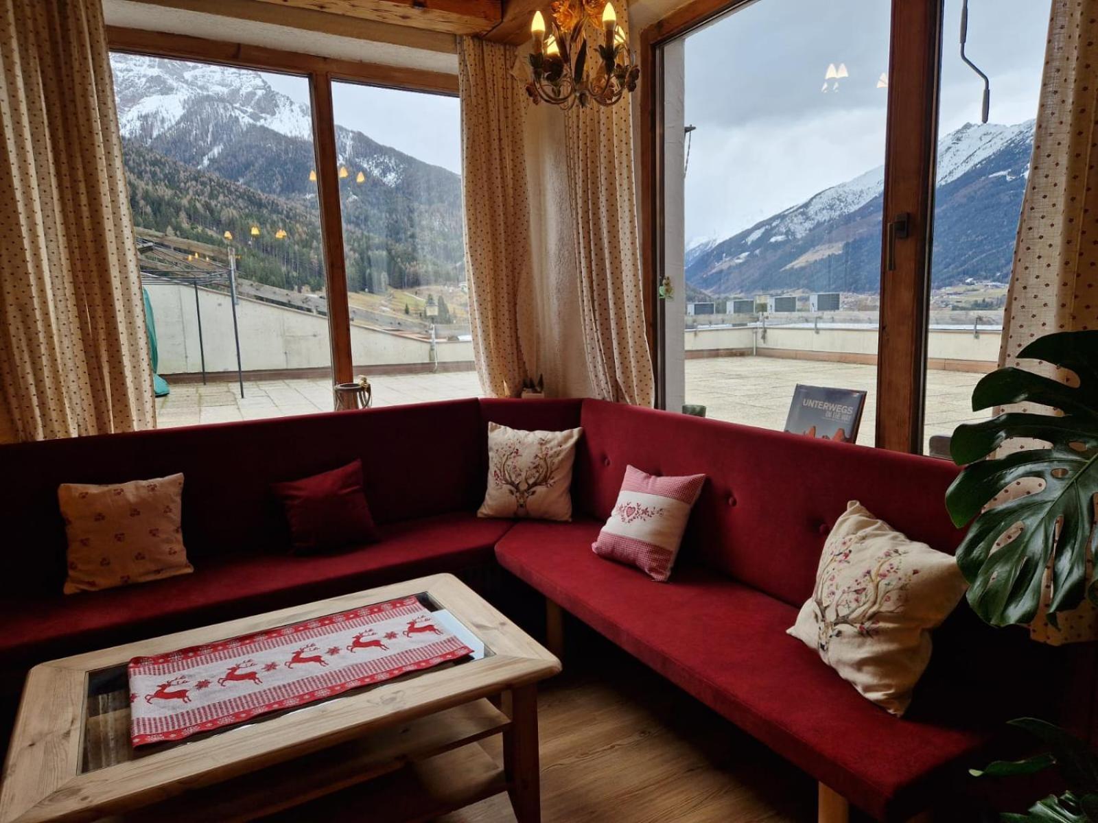 Panorama-Ferienhaus mit Sauna im Stubaital Mieders Bagian luar foto