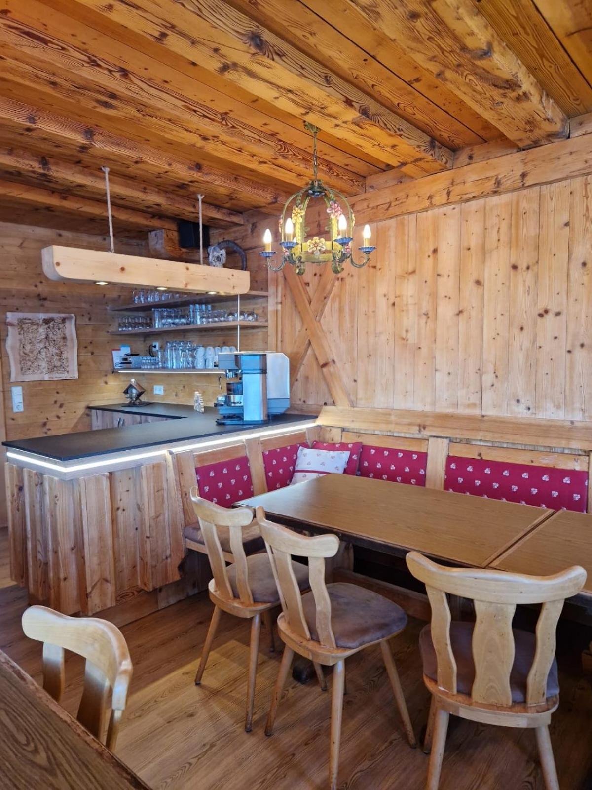 Panorama-Ferienhaus mit Sauna im Stubaital Mieders Bagian luar foto